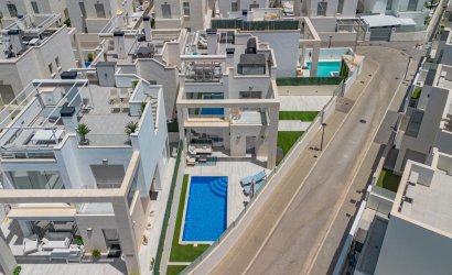 Herverkoop - Villa -
Orihuela Costa - Lomas de Cabo Roig