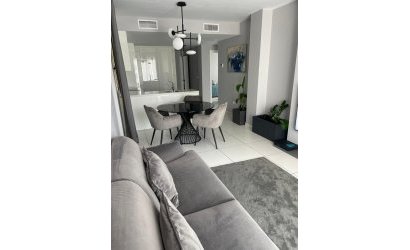 Herverkoop - Apartment -
Villamartin - Costa Blanca