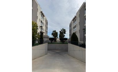 Herverkoop - Apartment -
Villamartin - Costa Blanca