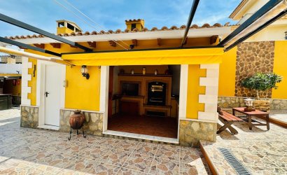 Revente - Villa -
Orihuela - Urb. Montepinar