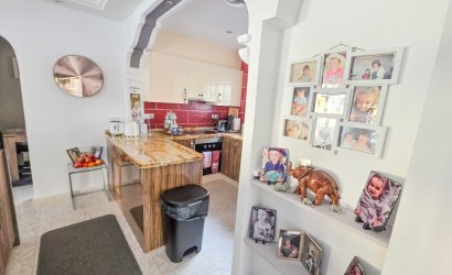Reventa - Villa -
Villamartin - Costa Blanca