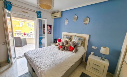 Reventa - Villa -
Villamartin - Costa Blanca