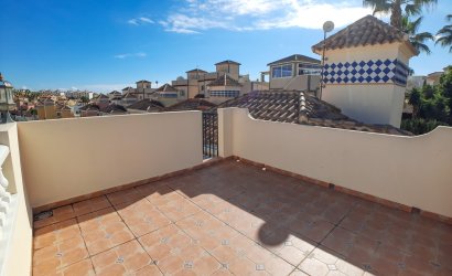 Reventa - Villa -
Villamartin - Costa Blanca