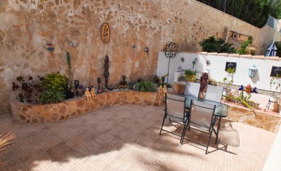 Reventa - Villa -
Villamartin - Costa Blanca