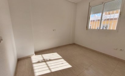 Herverkoop - Town House -
Rojales - Inland