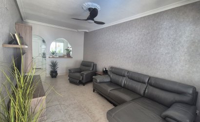 Herverkoop - Semi Detached -
San Miguel de Salinas - Inland