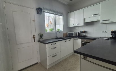 Herverkoop - Semi Detached -
San Miguel de Salinas - Inland