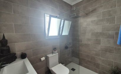Herverkoop - Semi Detached -
San Miguel de Salinas - Inland
