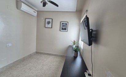 Herverkoop - Semi Detached -
San Miguel de Salinas - Inland