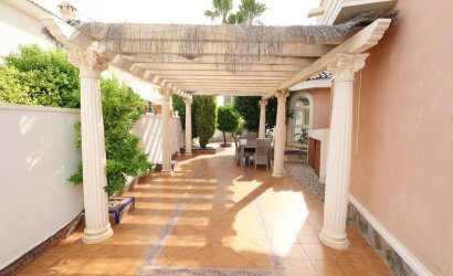 Herverkoop - Town House -
Rojales - Inland