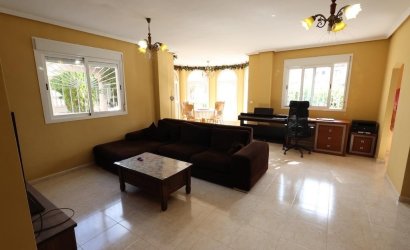 Herverkoop - Town House -
Rojales - Inland