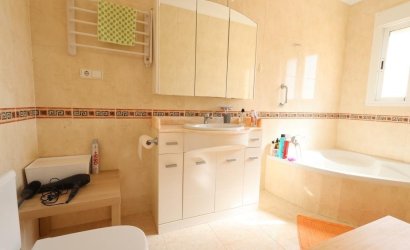 Herverkoop - Town House -
Rojales - Inland