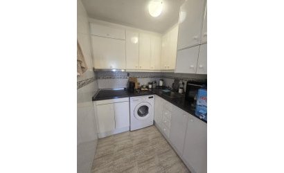 Herverkoop - Apartment -
Torrevieja - Playa de los Locos