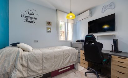 Reventa - Town House -
Torrevieja - Centro