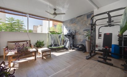 Reventa - Town House -
Torrevieja - Centro