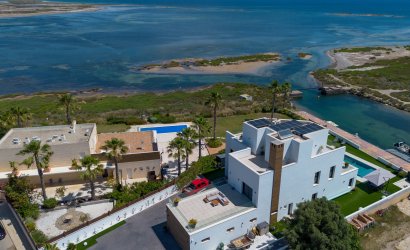 Reventa - Villa -
La Manga del Mar Menor - Costa Calida