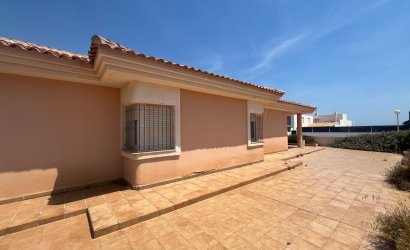 Reventa - Villa -
La Manga del Mar Menor - Playa Del Galán