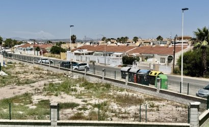 Resale - Town House -
Torrevieja - La Siesta - El Salado - Torreta