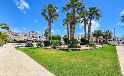 Revente - Town House -
Orihuela Costa - PAU 8