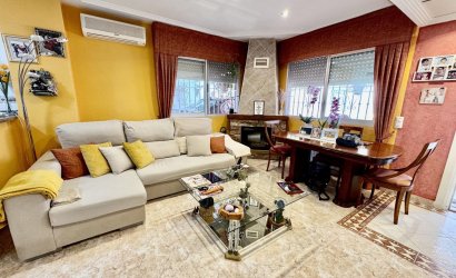 Resale - Town House -
Orihuela - Urbanización Perla Del Mar