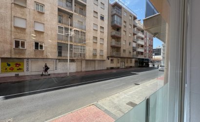 Revente - Apartment -
Torrevieja - Estacion De Autobuses