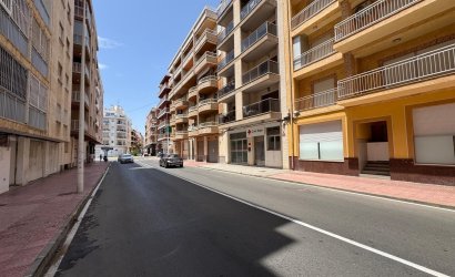 Revente - Apartment -
Torrevieja - Estacion De Autobuses