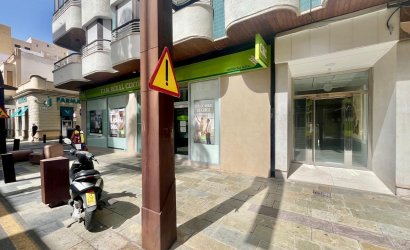 Herverkoop - Apartment -
Torrevieja - Centro