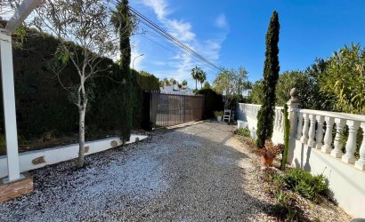 Revente - Villa -
Villamartin - Costa Blanca