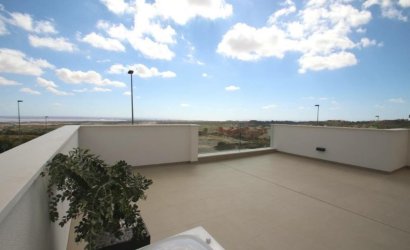 Herverkoop - Villa -
Orihuela Costa - Campoamor