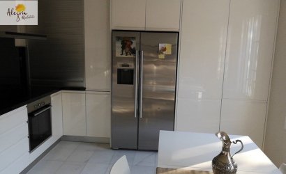 Reventa - Villa -
Finestrat - Sierra Cortina