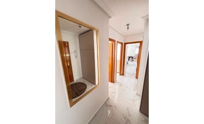 Revente - Apartamento -
Torrevieja - Playa del Cura