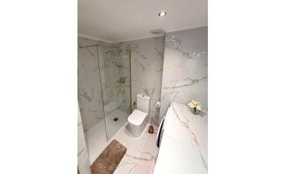 Revente - Apartamento -
Torrevieja - Playa del Cura