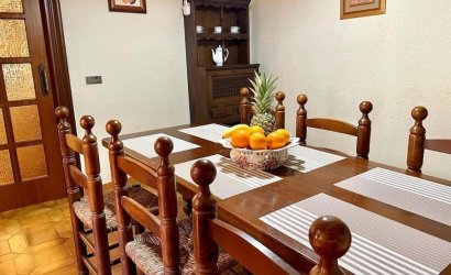 Herverkoop - Villa -
Orihuela Costa - Campoamor