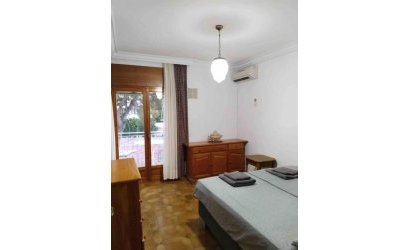 Herverkoop - Villa -
Orihuela Costa - Campoamor