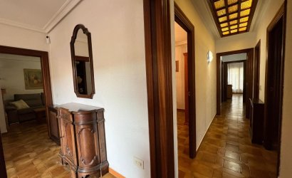 Herverkoop - Villa -
Orihuela Costa - Campoamor