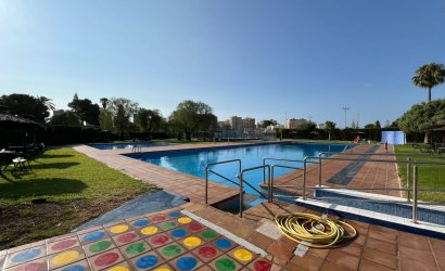Herverkoop - Villa -
Orihuela Costa - Campoamor