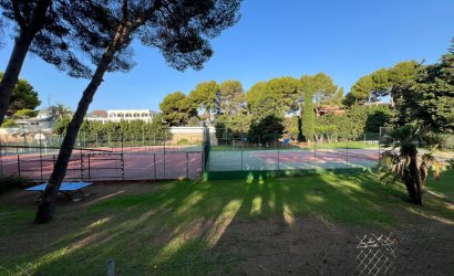 Herverkoop - Villa -
Orihuela Costa - Campoamor