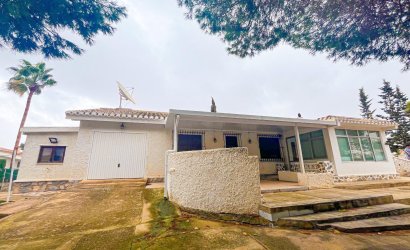Resale - Villa -
Torrevieja - Los Balcones