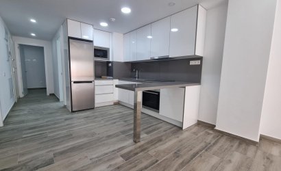 Herverkoop - Apartamento -
Torrevieja - Playa del Cura