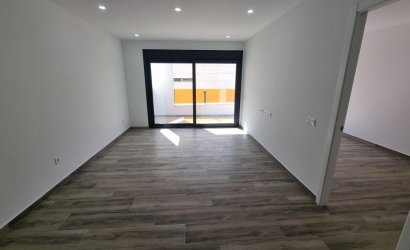 Herverkoop - Apartamento -
Torrevieja - Playa del Cura