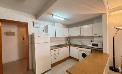 Herverkoop - Apartamento -
Torrevieja - Centro