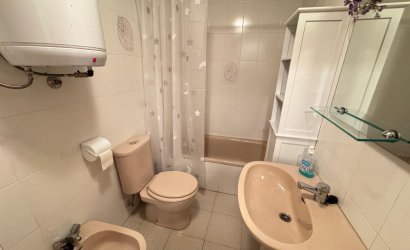 Herverkoop - Apartamento -
Torrevieja - Centro
