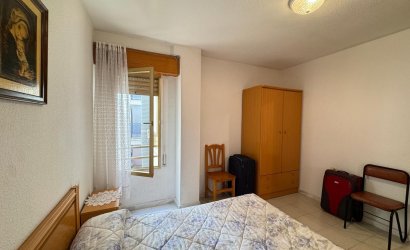 Herverkoop - Apartamento -
Torrevieja - Centro