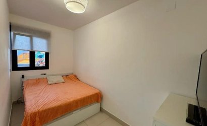 Revente - Apartamento -
Torrevieja - Centro
