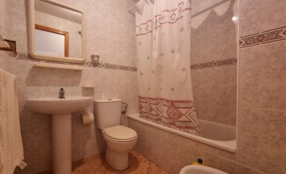 Herverkoop - Apartamento -
Torrevieja - Centro