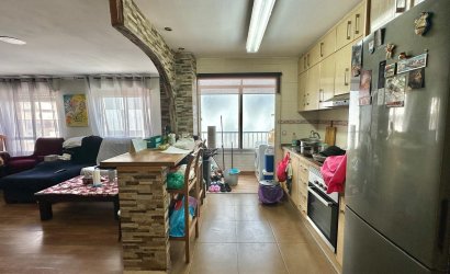Herverkoop - Apartamento -
Torrevieja - Centro