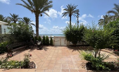 Herverkoop - Apartamento -
Torrevieja - Playa del Cura