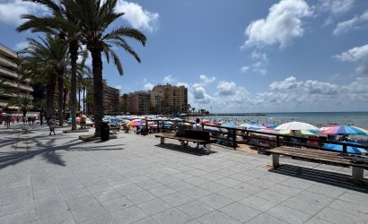 Herverkoop - Apartamento -
Torrevieja - Playa del Cura