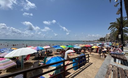 Herverkoop - Apartamento -
Torrevieja - Playa del Cura
