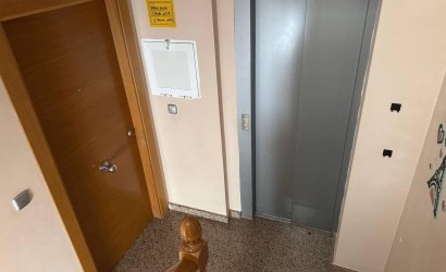 Revente - Apartamento -
Torrevieja - Centro